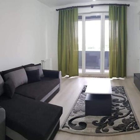 Апартаменти Apartament Modern Ioan Popasu Брашов Екстер'єр фото